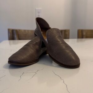 Lucky Brand taupe loafers